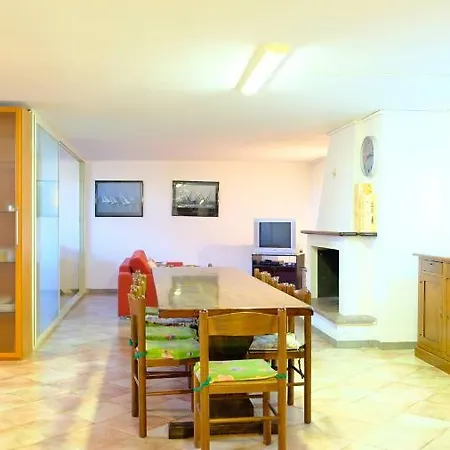 Prázdninový dům La Baia Casa Vacanze-seminterrato *