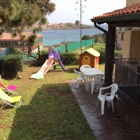La Baia Casa Vacanze-seminterrato Holiday home