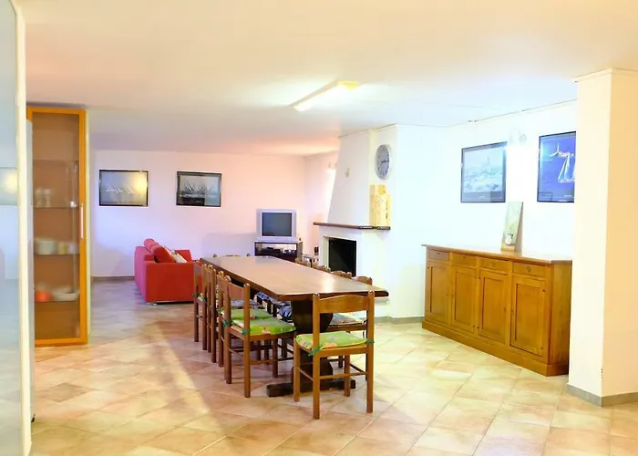 La Baia Casa Vacanze-seminterrato Casa de Férias