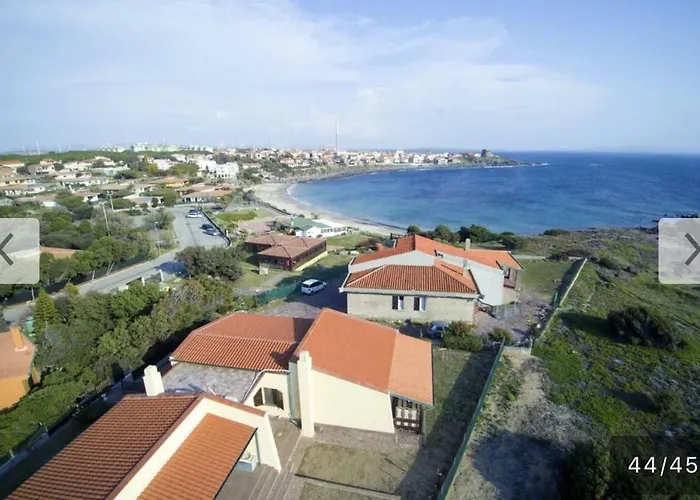 Dom wakacyjny La Baia Casa Vacanze-seminterrato Portoscuso